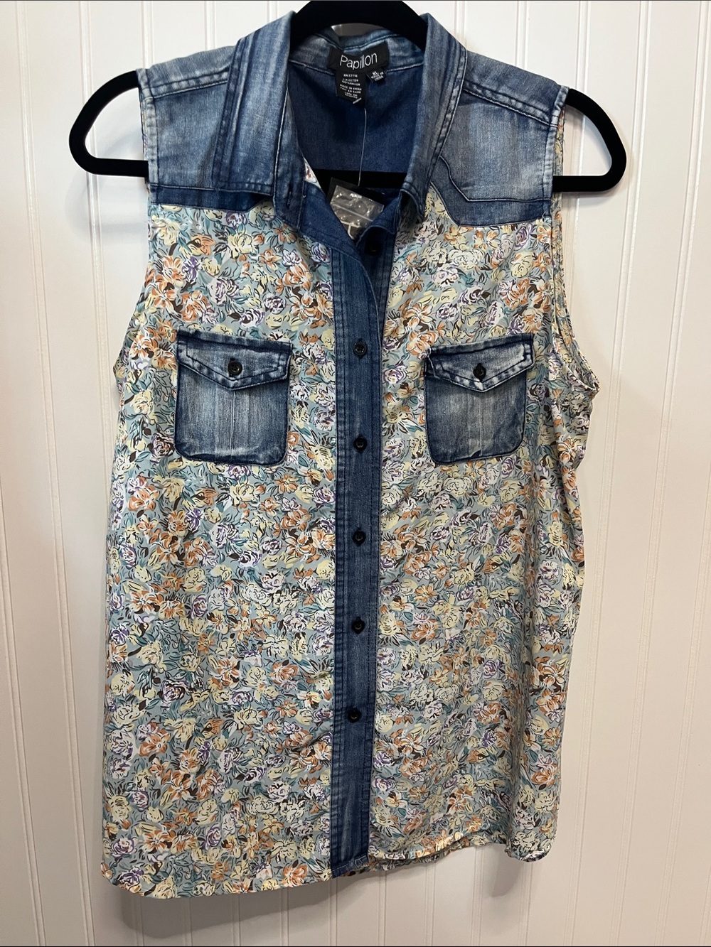 Papillon Sleeveless Blouse Floral Print Denim Style Accent Western Top